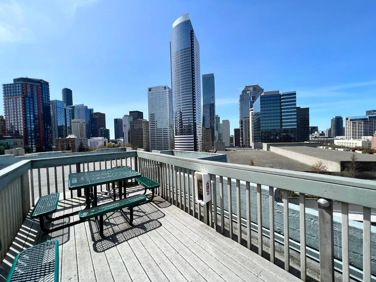 2 Bedroom Penthouse Downtown Seattle