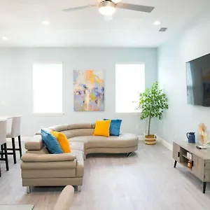 Chestnut Luxury Villas #4 Holiday home Tampa